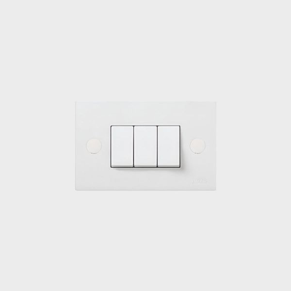 Imagen de INTERRUPTOR TRIPLE BLANCO VIMAR