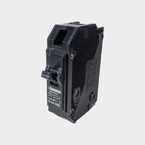 Imagen de BREAKER SUPERFICIAL 1X40 AMP BTICINO