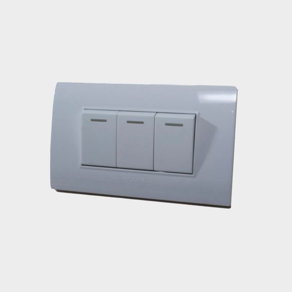 Imagen de INTERRUPTOR  TRIPLE BLANCO