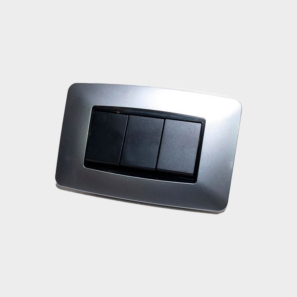 Imagen de INTERRUPTOR TRIPLE PLATA LUMISTAR