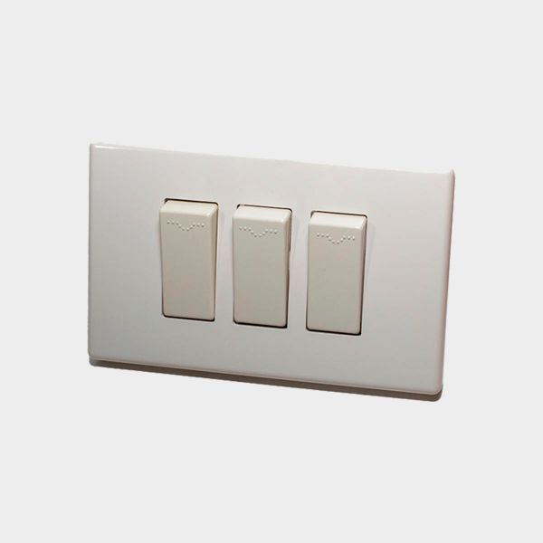 Imagen de INTERRUPTOR BRINK TRIPLE CREMA